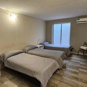 Hostal Dakar, Mendoza